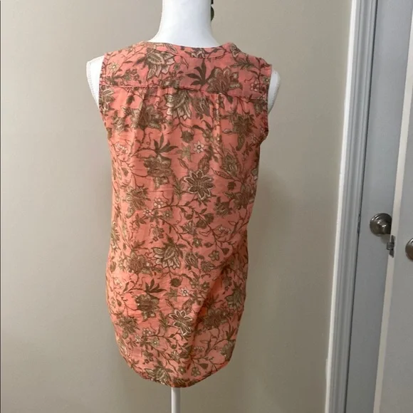 St. John's Bay Orange Floral Patterned Sleeveless Blouse with Tie Front - Picture 5 of 8